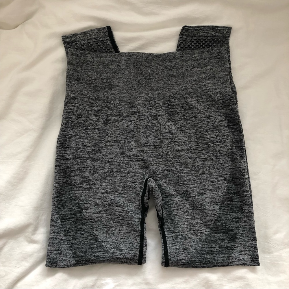 Victoria’s Secret PINK Seamless Workout Tight
